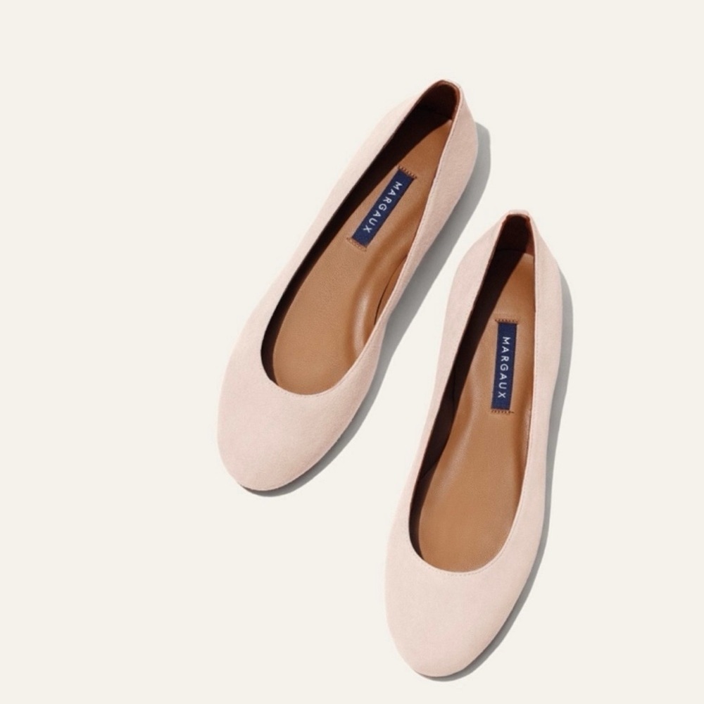 NWOT Margaux Classic Round Toe Flats in “Blush” Pink Suede Size 11.5 Narrow